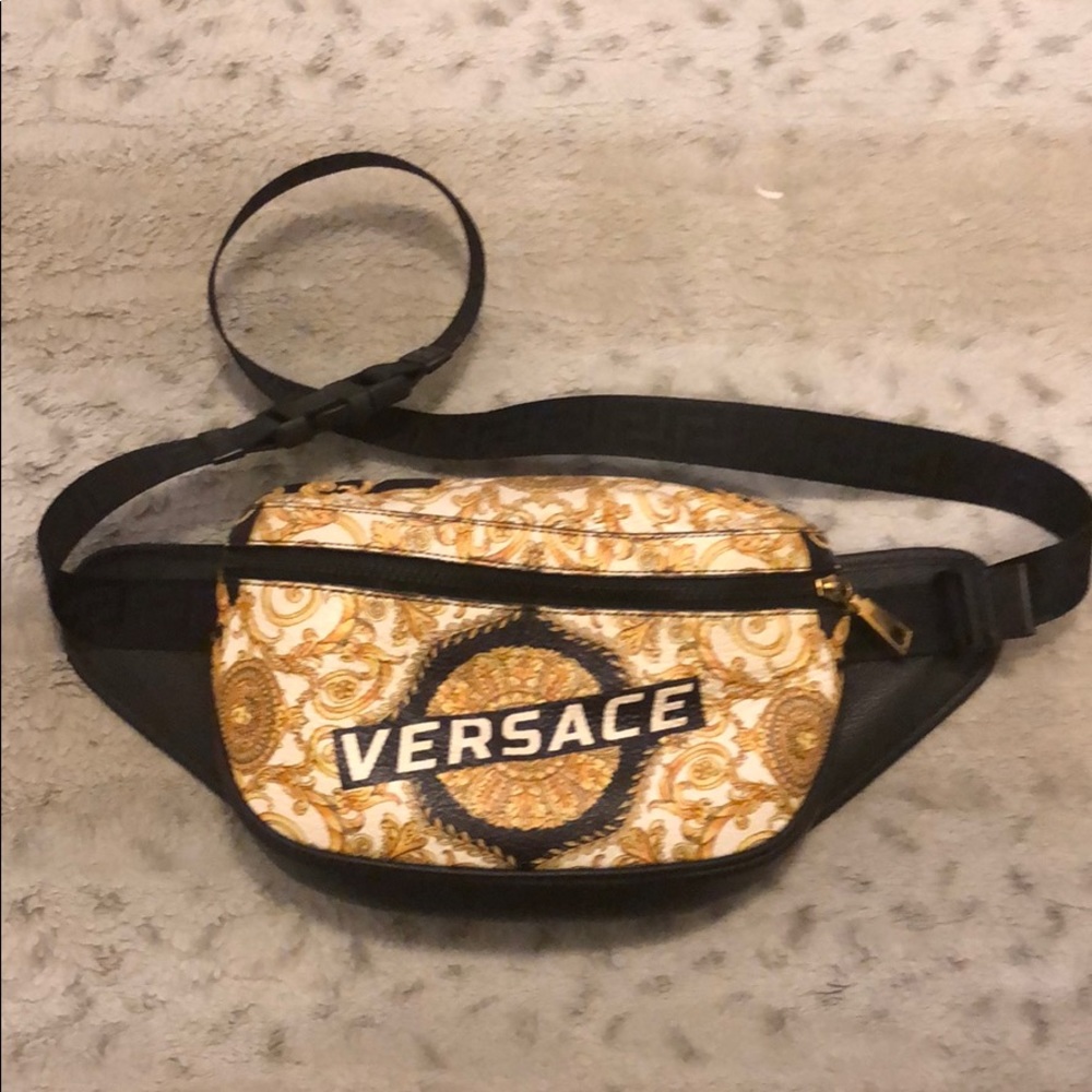Versace belt/crossbody bag